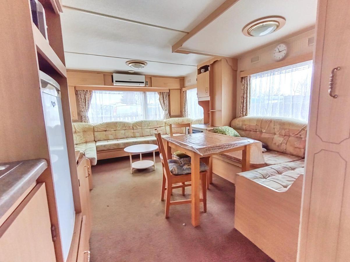 Hotel Mobilni Dum U Goldy Česká Skalice Exterior foto
